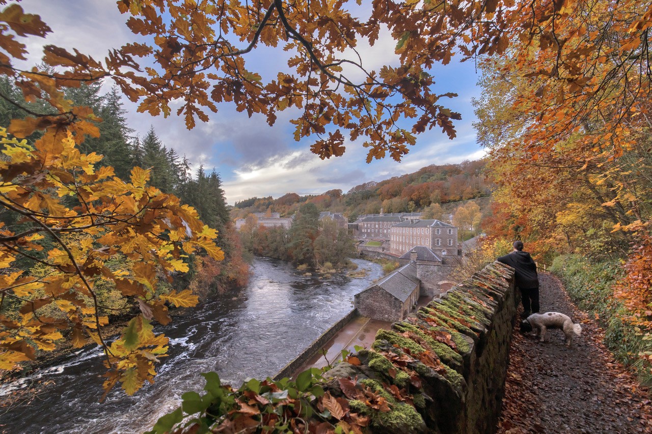 Discover Lanark